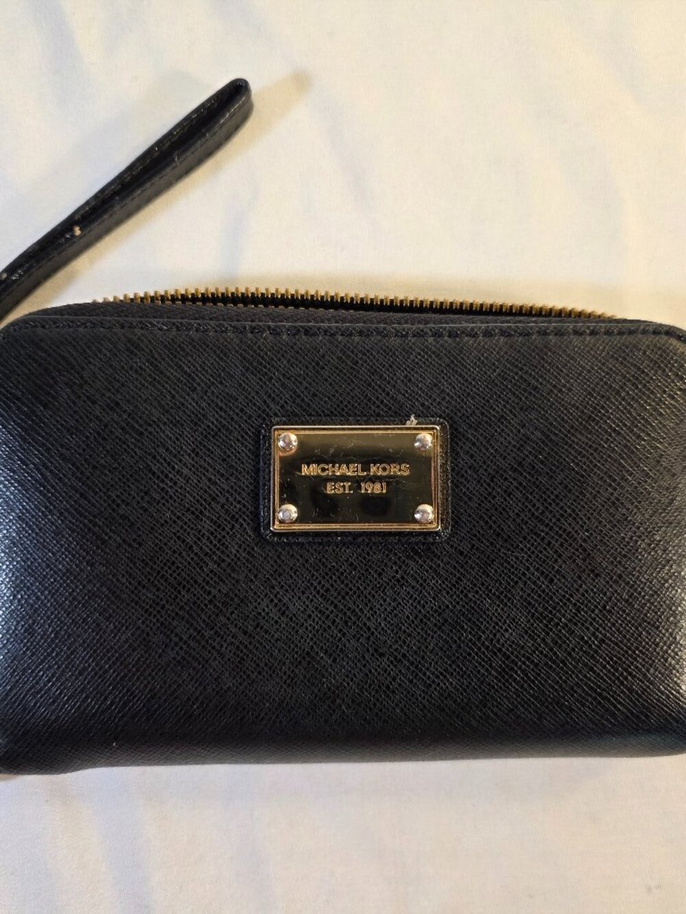Michael Kors Women;s Faux Leather Multi-Pocket Zip Up Rectangular Wallet Black